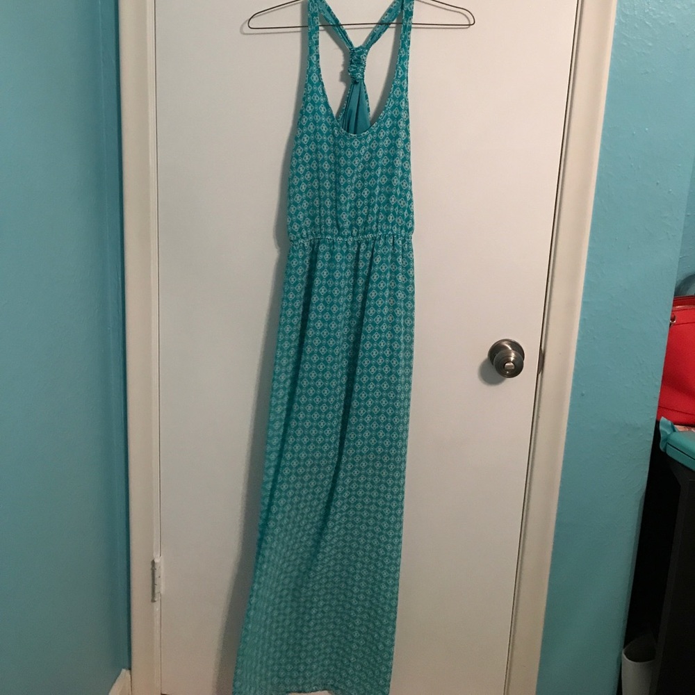 Francesca's • Blue Print Maxi Dress