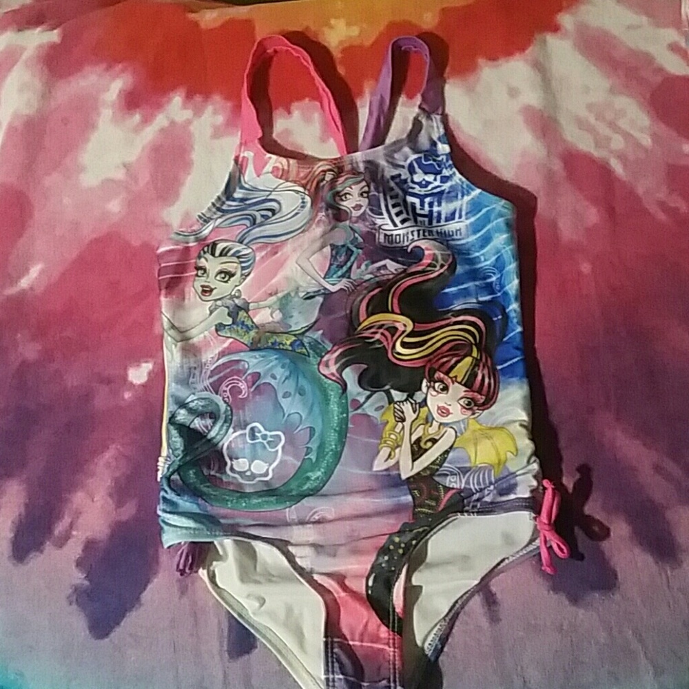 Monster High swimsuit 6X