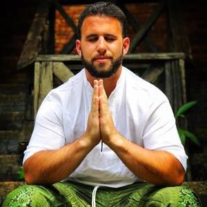 Meet your Posher, Guy