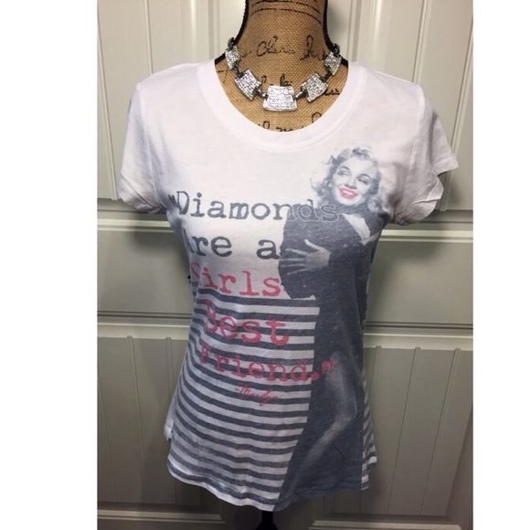 Hollywood Legends Tops - Marilyn Monroe Tee Hollywood Legends Tops - Marilyn Monroe Tee