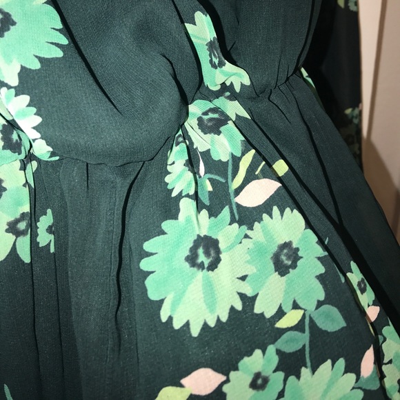 I MET TAYLOR SWIFT IN THIS ROMPER - Picture 5 of 7