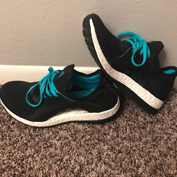 pure boost x black