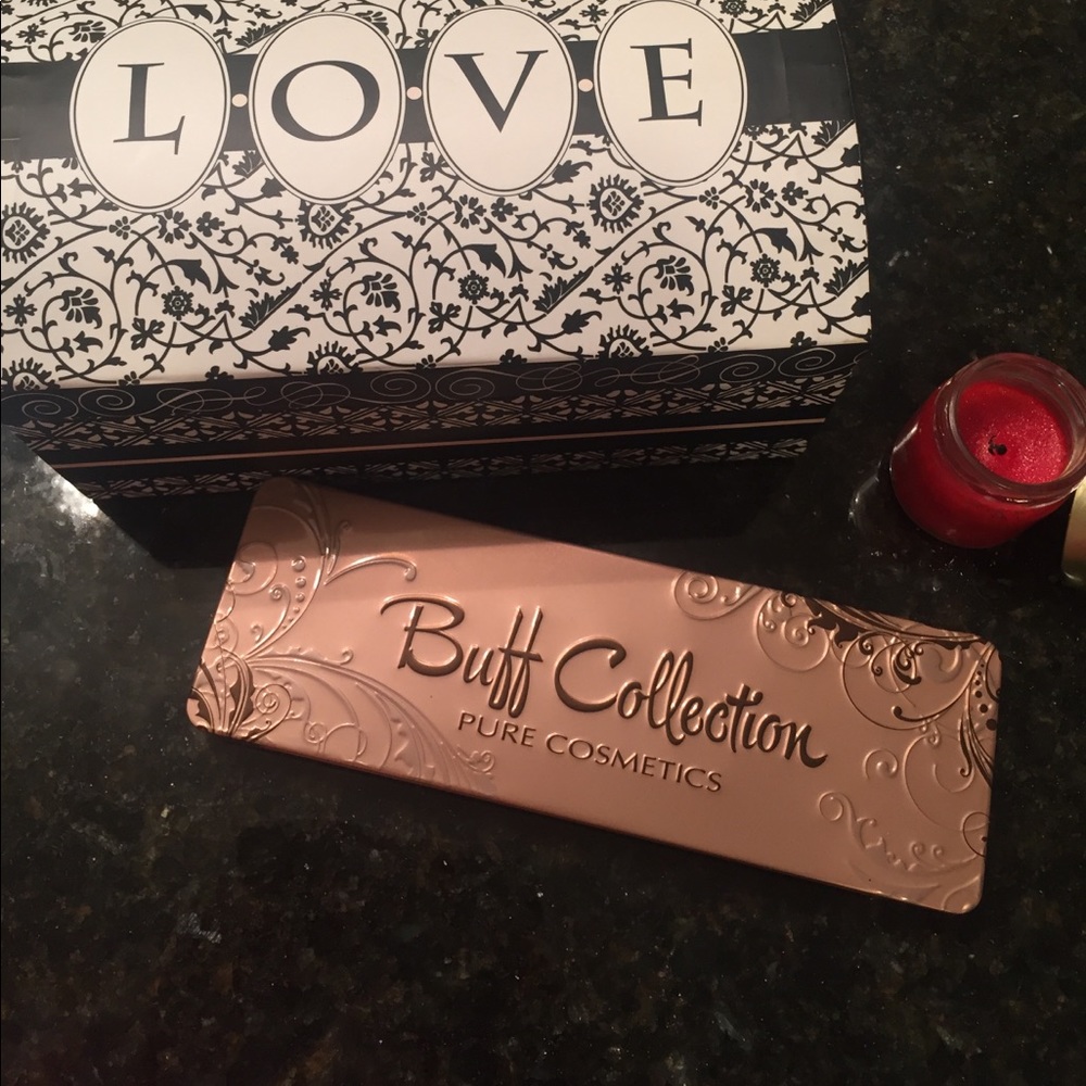 ✨SALE✨NWOT Pure Cosmetics Buff Eyeshadow Palette