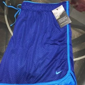 Women's Nike shorts xs