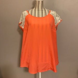 Cute summer top! Worn maybe twice