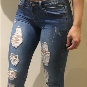 Destroyed Jeans