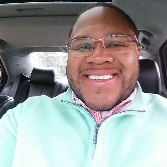 Meet your Posher, Darius - Picture 1 of 1