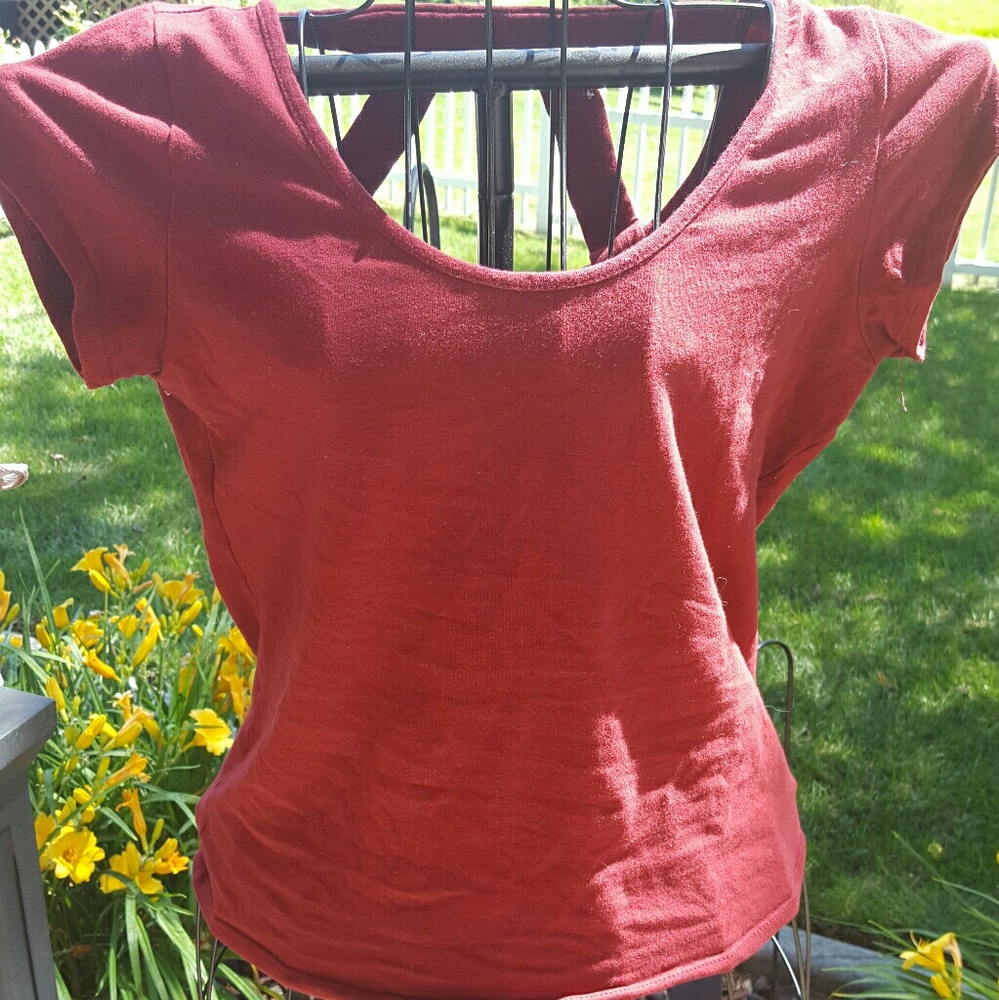 Short sleeve top