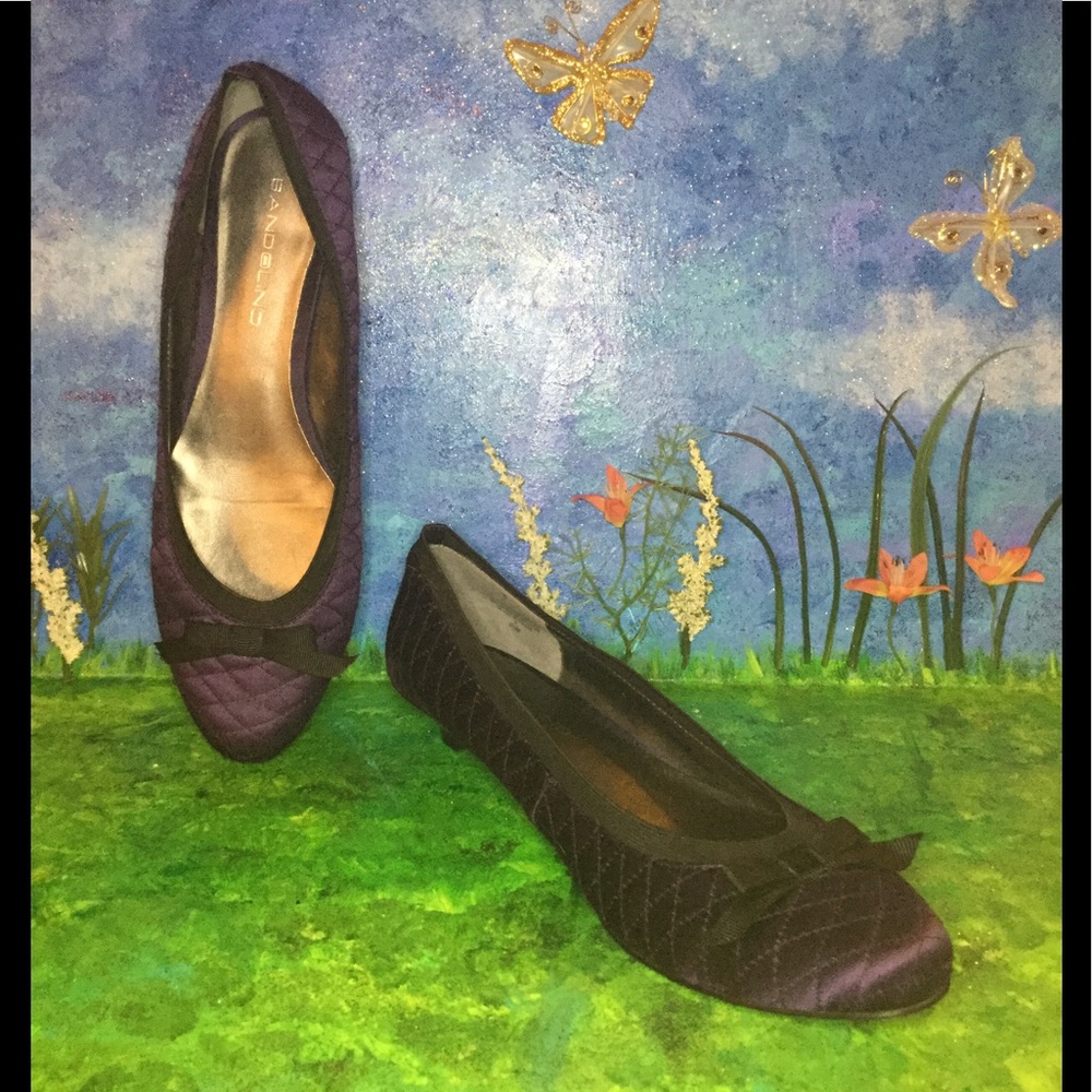 Women's size 8 1/2, purple, kitten heels