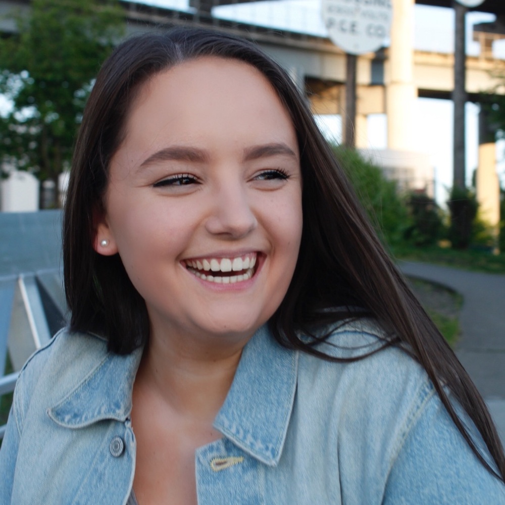 Meet your Posher, Emily