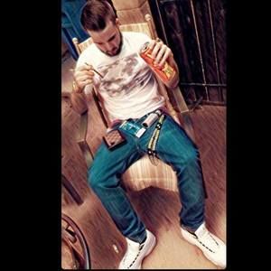 Meet your Posher, Daniel