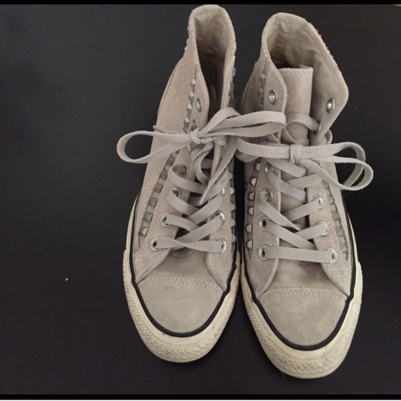 Awesome Suede and Stud Chucks in Off white/tan - Picture 2 of 4