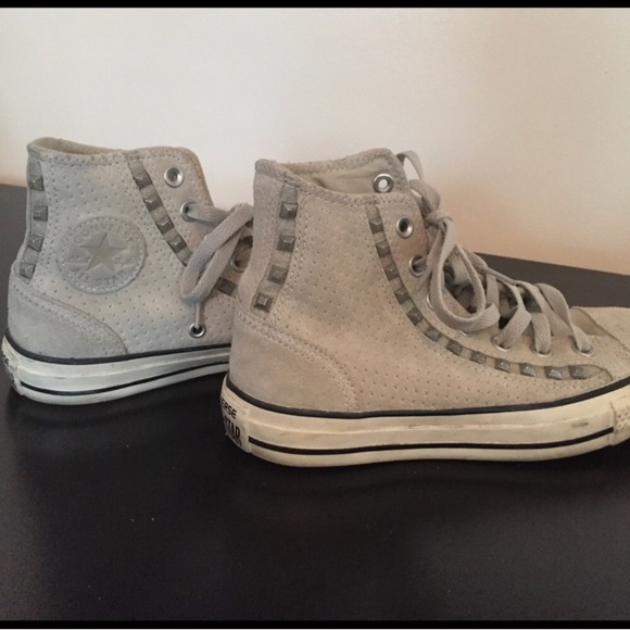Awesome Suede and Stud Chucks in Off white/tan - Picture 3 of 4