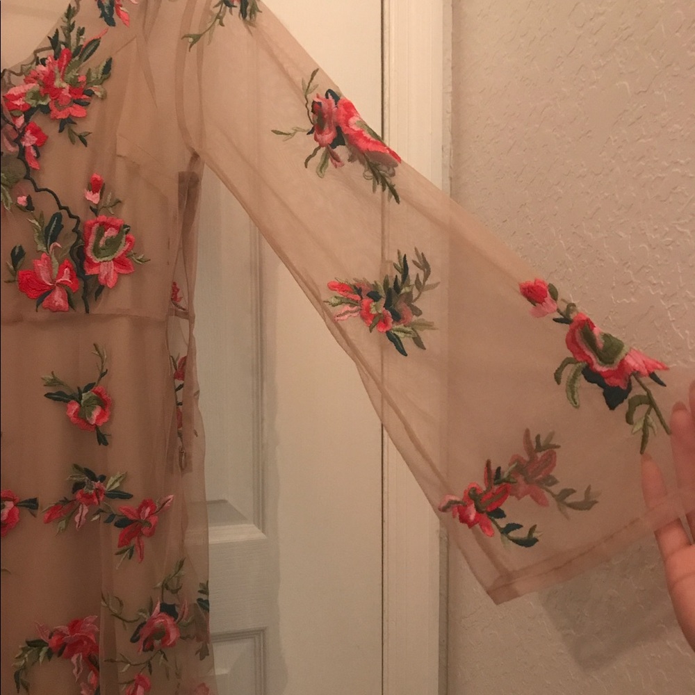 Trendy dress - Picture 2 of 4