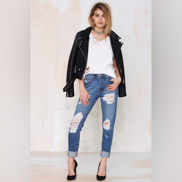 Distressed Boyfriend Jeans - Picture 2 of 8