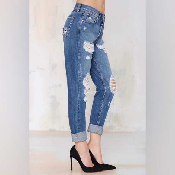 Distressed Boyfriend Jeans - Picture 3 of 8