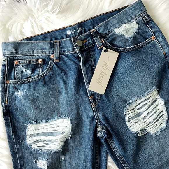 Distressed Boyfriend Jeans - Picture 5 of 8