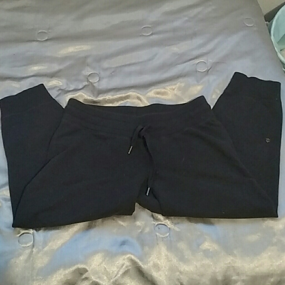 Lululemon Cropped Pants