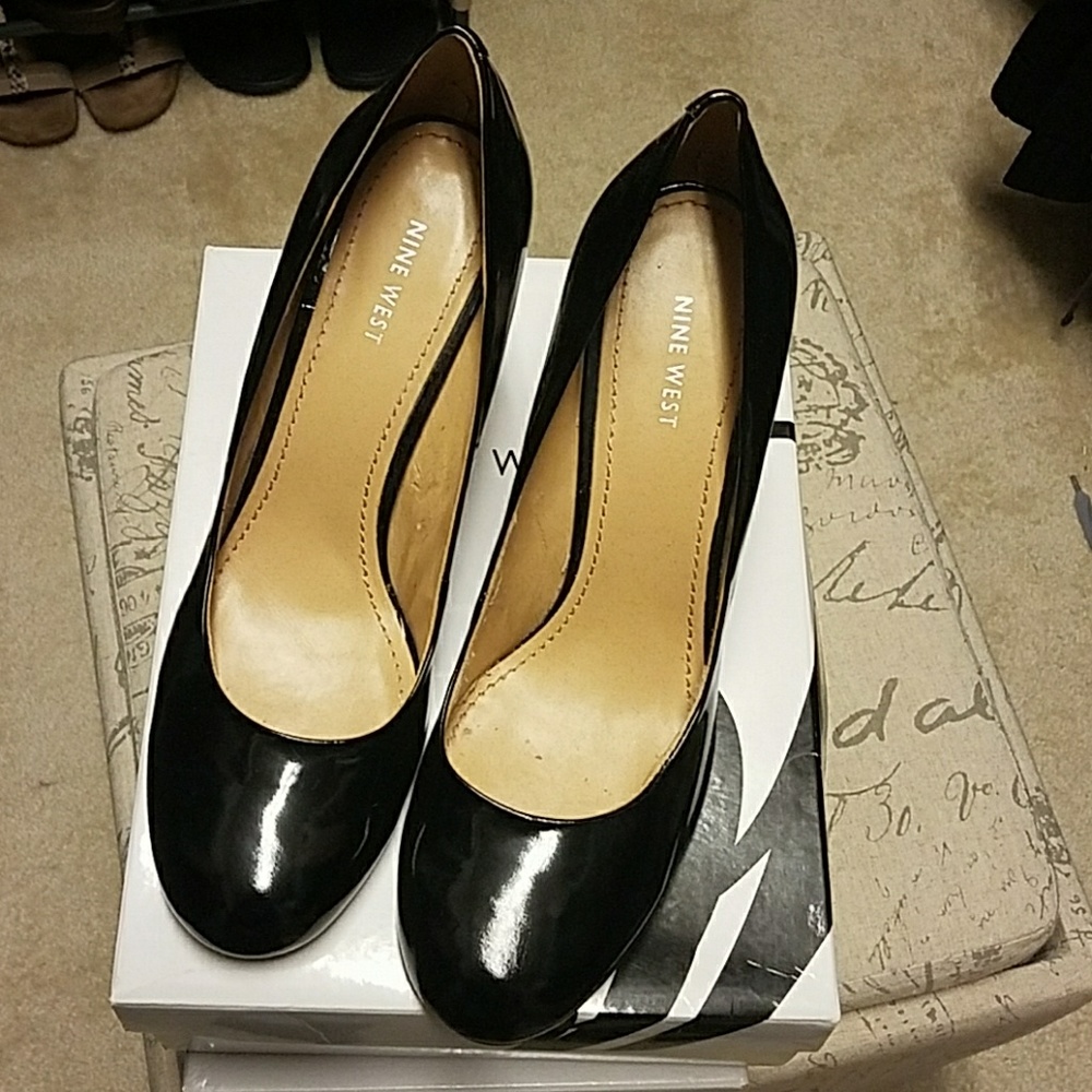 Nine West Black Patent Leather Pumps