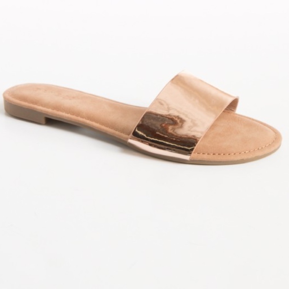 ❗️LAST PAIR SALE❗️ROSE GOLD Flat band sandals - Picture 2 of 7