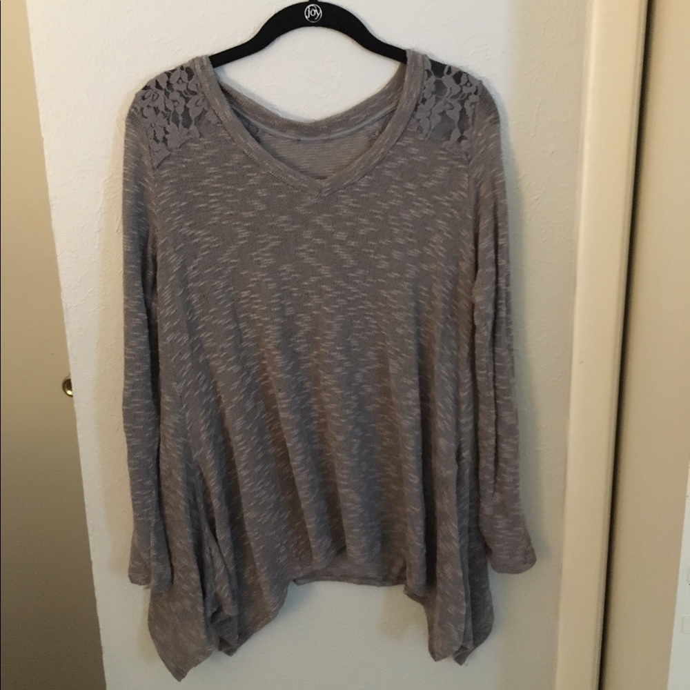 Light Gray Knit Shirt