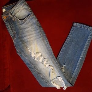 KanCan sz. 24 skinny distressed jeans
