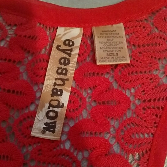 Red blouse - Picture 3 of 4