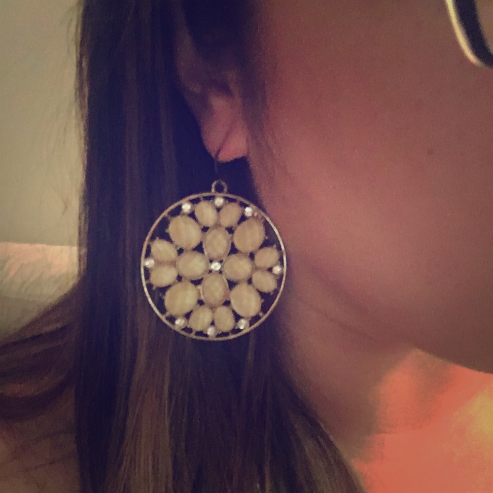 Cream diamond earrings