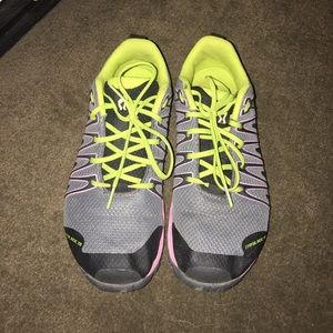 Trail running shoes