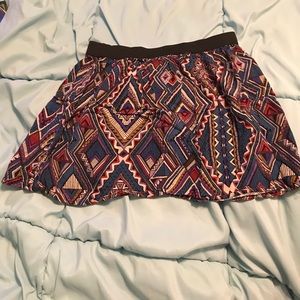 Forever 21 • Geometric Flowy Skirt