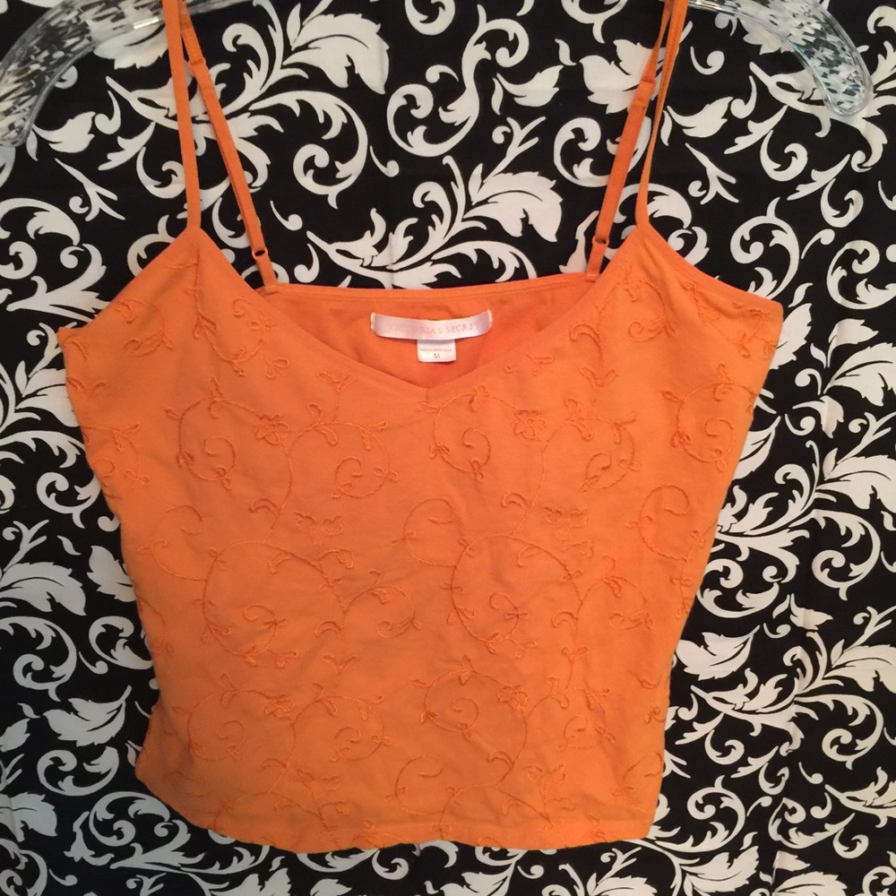 Victoria Secret Crop Cami with Built-In Bra (C19)