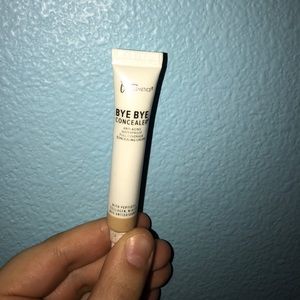 It cosmetics bye bye concealer