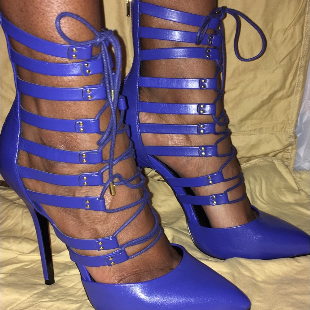You wear the shoe, not the shoe wear you!
