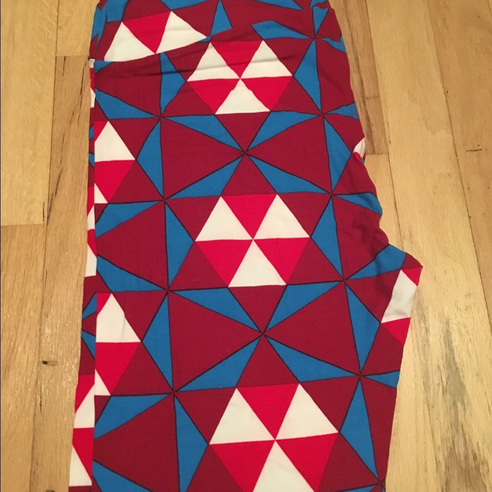 🌟NWOT- LuLaRoe TC Geometric