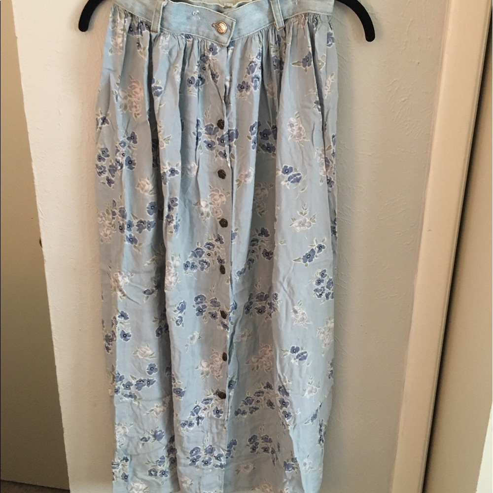 Floral print maxi skirt