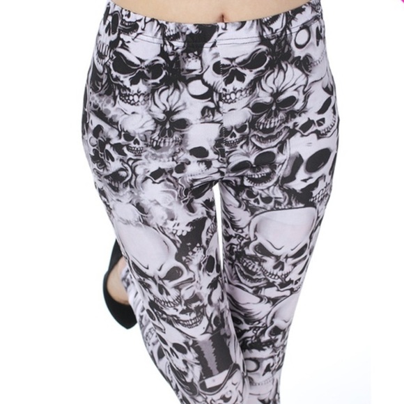 Skull Leggings - Picture 2 of 3