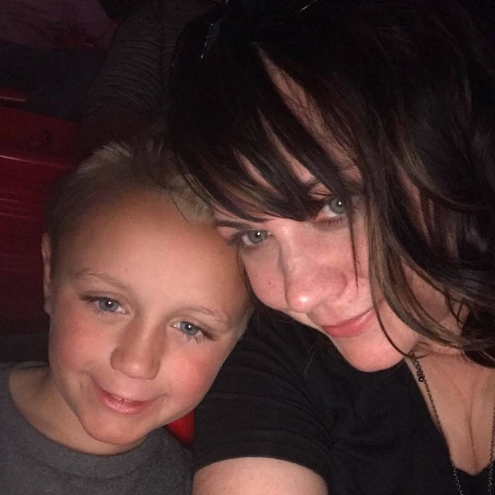 Meet your Posher, Crystal