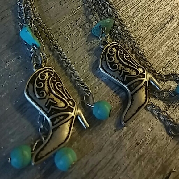 COWGIRL EARRINGS - Picture 3 of 4