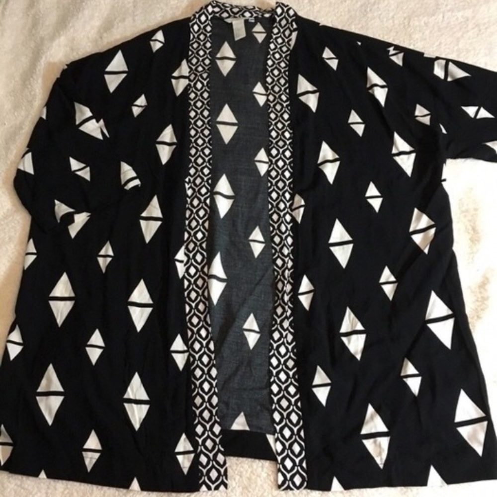Geometric Print Kimono