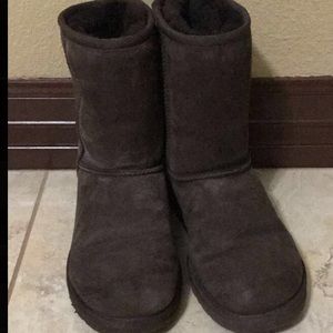 Beautiful Dark Brown UGG Boots