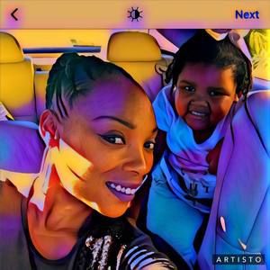 Meet your Posher, Monique