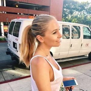 Meet your Posher, Ally