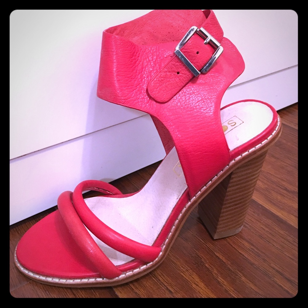 Never worn solsana heels