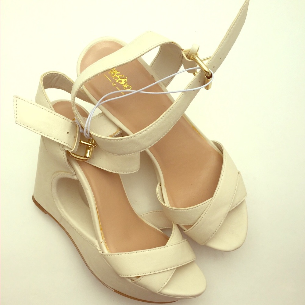🌟Open Toe Wedges