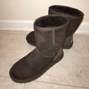 UGG Classic Short Boots #UGG #Cozy
