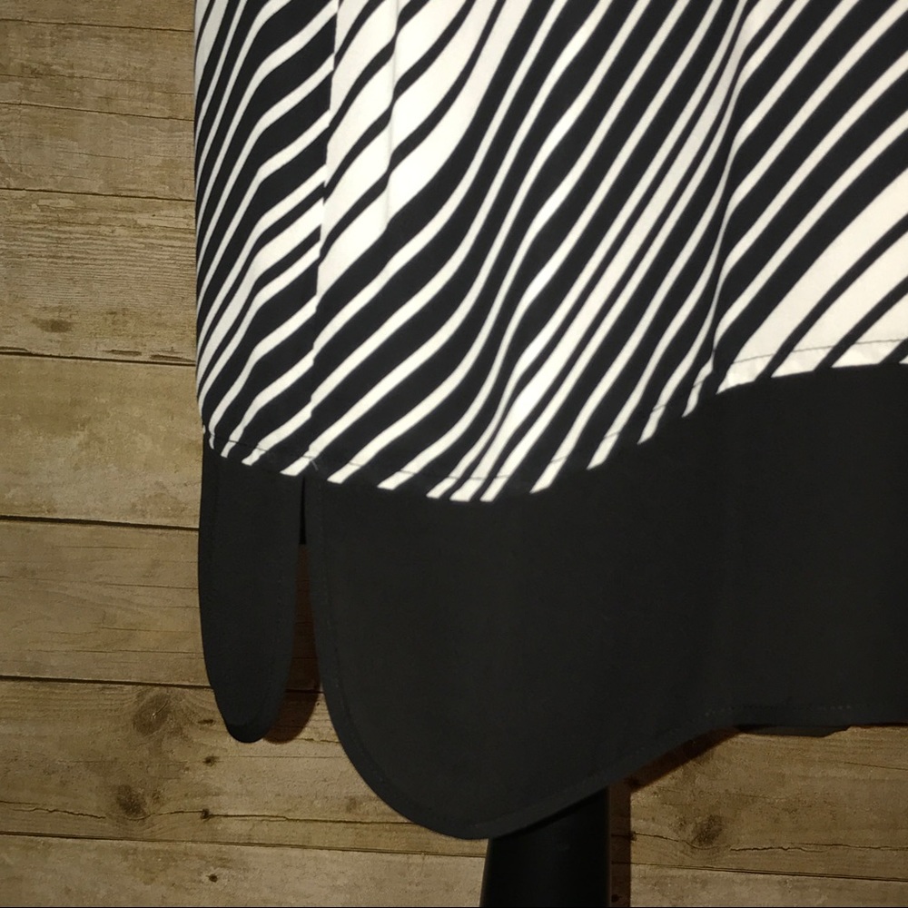 Vince Camuto Black & White Sleeveless Dress - Picture 3 of 8