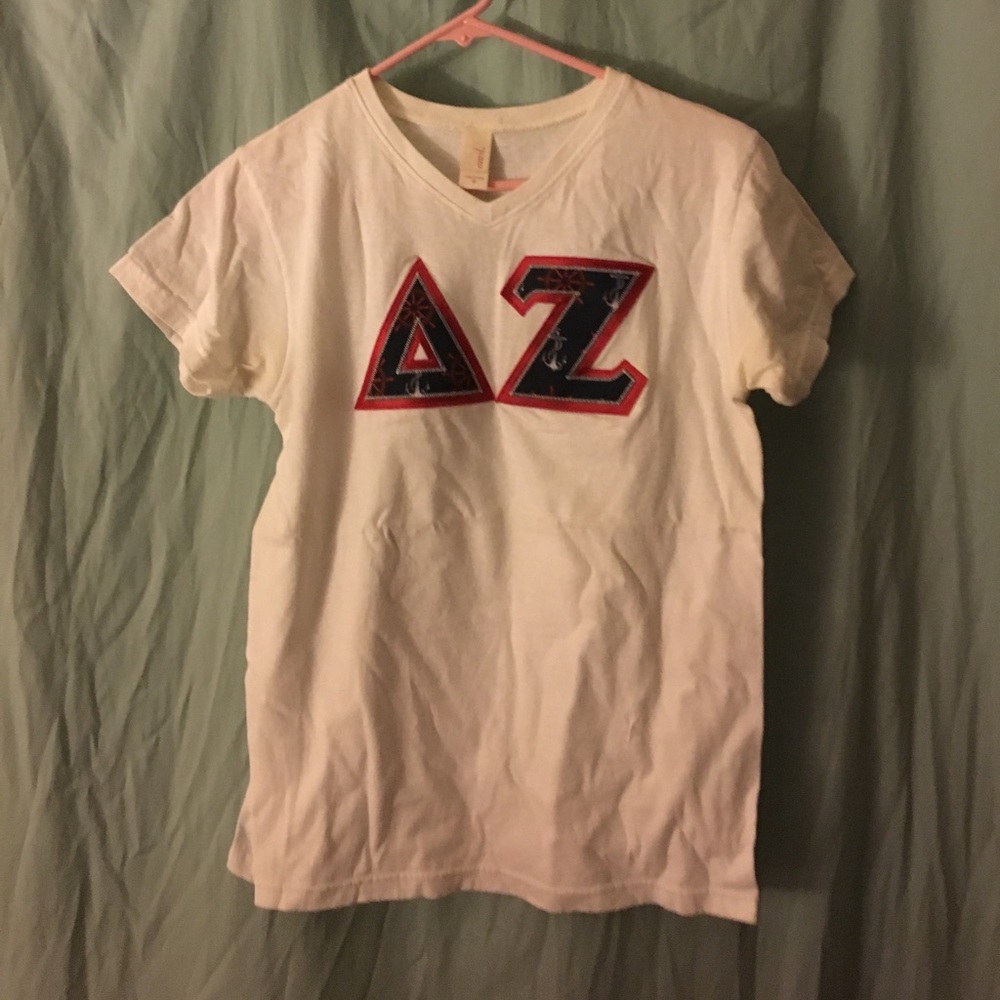 Delta Zeta Anchor Letter V-Neck shirt