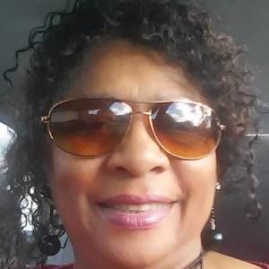 Meet your Posher, Delores