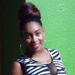 Meet your Posher, Khadejah