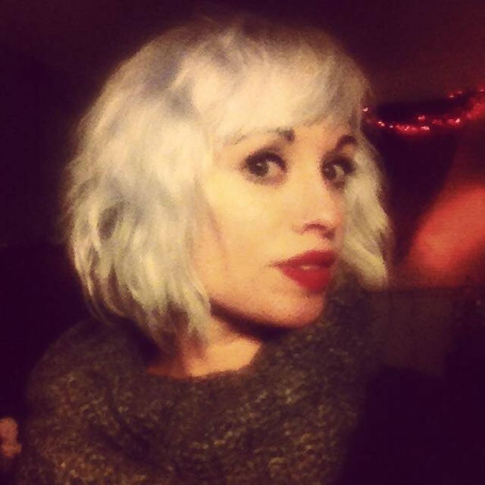 Meet your Posher, Crystal